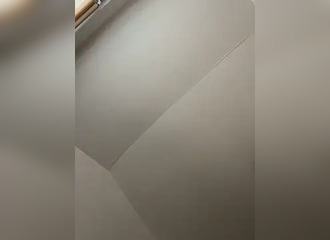 Join her in LIVE !