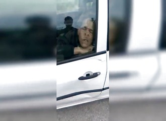 Le réveil le plus brutal de sa vie… grâce à une petite flamme