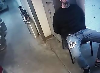 Il crache sur un policier et le regrette dans l'instant !