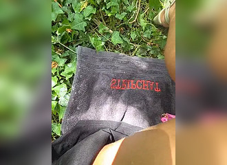 Join her in LIVE !