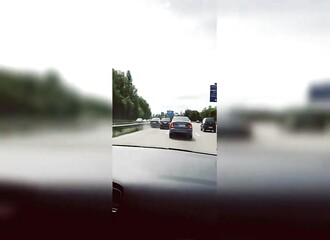 Un mariage en France se termine en carambolage sur l'autoroute