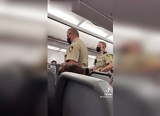 Leur vol est annulé ... parce qu'une passagère refuse de mettre son téléphone en mode avion !