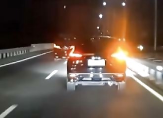 Un automobiliste qui double de façon imprudent le payer immédiatement