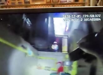 Un policier découvre l’incroyable et magnifique cachette d’un suspect (New York)