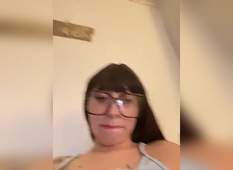 Join her in LIVE !