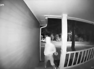 Il tente de pénétrer par effraction dans un maison, ça tourne mal