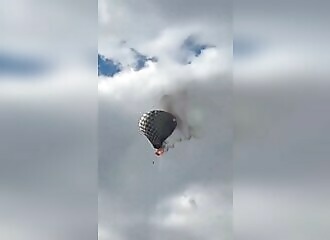 Chute mortelle lors d’un vol en montgolfière enflammée