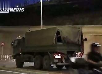 These migrants jump off moving trucks to avoid deportation