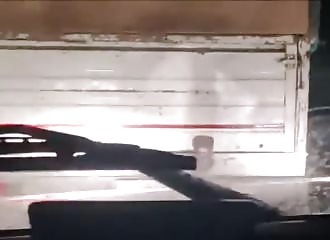 Des extrémistes hindous pourchassent des vendeurs de bœufs (Inde)