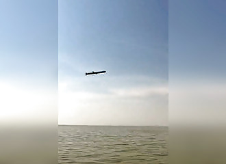 Des pêcheurs filment des missiles longue portée se diriger vers l'Ukraine