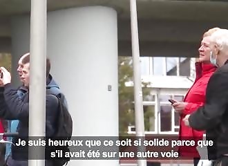 Sur le point de faire une chute de 10 mètres, une rame de métro est retenue par une queue de baleine (Pays-Bas)