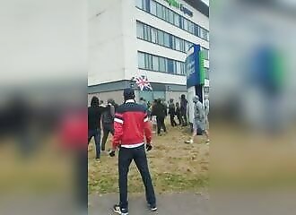 England: Holiday Inn hotels housing migrants attacked