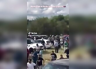 Des gangs se tirent dessus et sortent des épées lors d'un tournoi de Kabaddi 