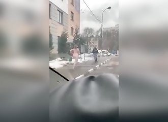 Officier, arrêtez moi ou c'est moi qui vais vous arrêter !