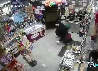 65-year-old shopkeeper attacked by green-haired man