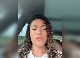 Join her in LIVE !