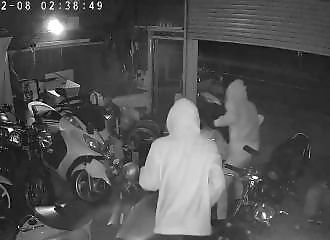 Thieves break into a Japanese custom shop and make off with two motorcycles