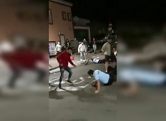 police officers assaulted in the street in Portugal
