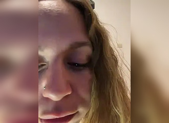 Join her in LIVE !