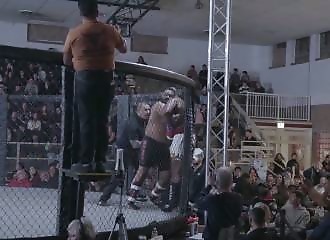 Tragédie au Matador Fighter Challenge : le combattant Isaac Johnson décède après son combat à Chicago