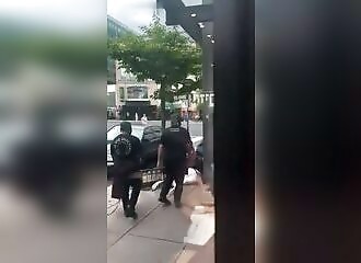 Homme gay affirme avoir été agressé par deux employés de Shake Shack pour avoir embrassé son petit ami