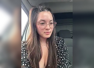 Join her in LIVE !