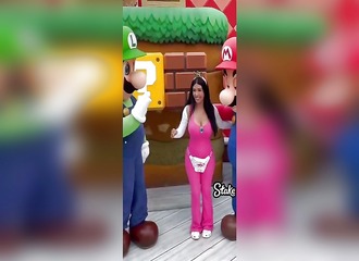 Quand faire la mascotte devient un métier sympa