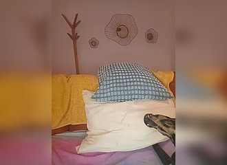 Join her in LIVE !