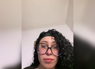 Join her in LIVE !