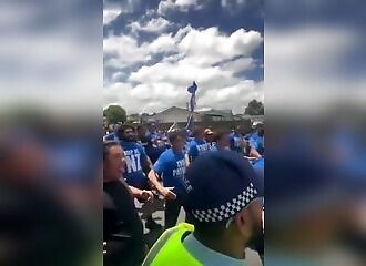 Protesters perform haka to block Sikh parade