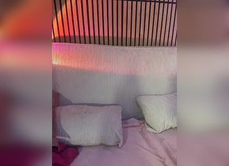 Join her in LIVE !