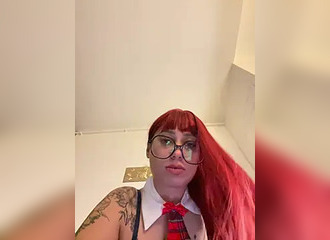 Join her in LIVE !
