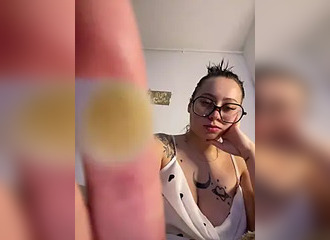 Join her in LIVE !