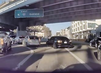 Casser la lunette arrière d’une voiture pour commettre un vol