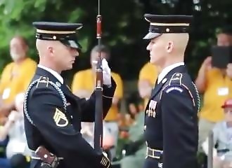 This U.S. serviceman has an astonishing way of handling a rifle!