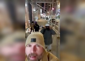 Pour se protéger d'une bande, il se filme via Tiktok !