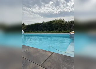 Join her in LIVE !