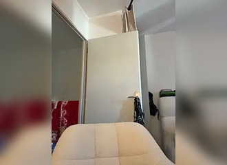 Join her in LIVE !