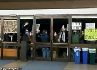 Pro-Palestinians attack a theater that invited a tsahal soldier