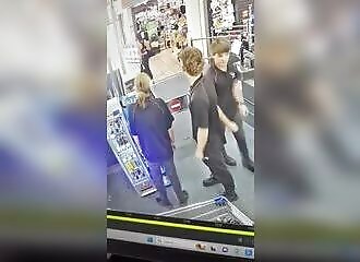 A woman hits an employee who wants to check her bag