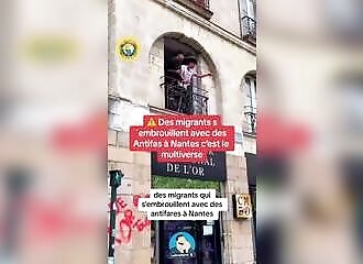 Migrants throw glasses at antifas in Nantes