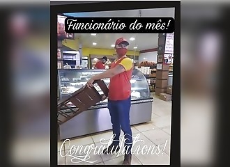 Employé de boulangerie stoppe un vol avec une chaise !
