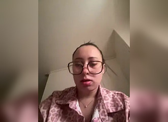 Join her in LIVE !