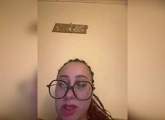 Join her in LIVE !