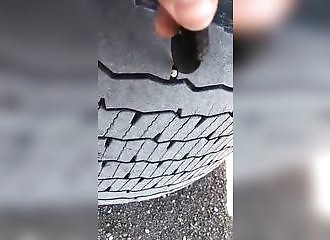 Après un crash, il trouve ce qui a causé son tracas