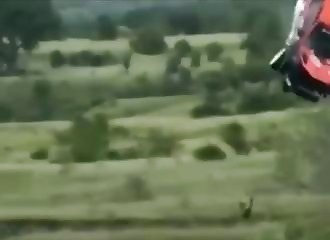 Un crash très impressionnant lors du rallye de Sliven (Bulgarie)