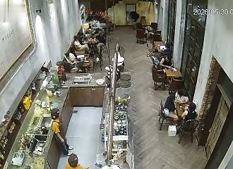 Vietnam: An Australian tourist causes chaos in a café in Da Nang and inflicts 16,000 euros in damage