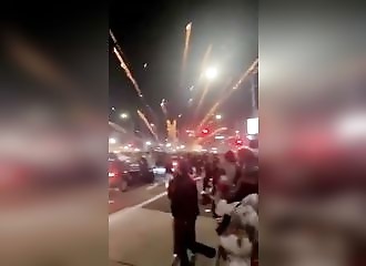 Huntington Beach se transforme en Sodome et Gomorrhe lors d'une fête Tiktok