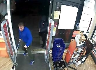 Father and son attack stranger with machete and baseball bat after arguing with him