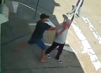Karma for smartphone thief 
